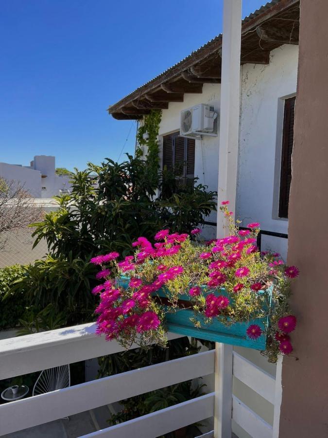 Hosteria Isabel Departamentos Y Habitaciones Con Bano Privado 라스 그루타스 외부 사진