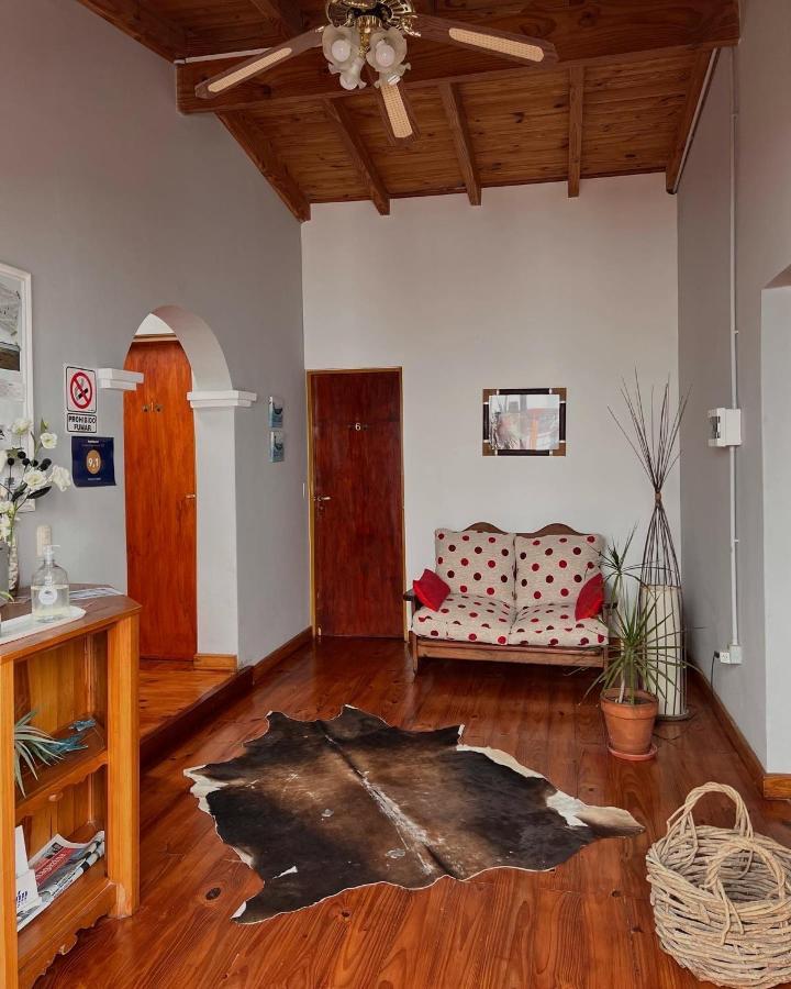 Hosteria Isabel Departamentos Y Habitaciones Con Bano Privado 라스 그루타스 외부 사진