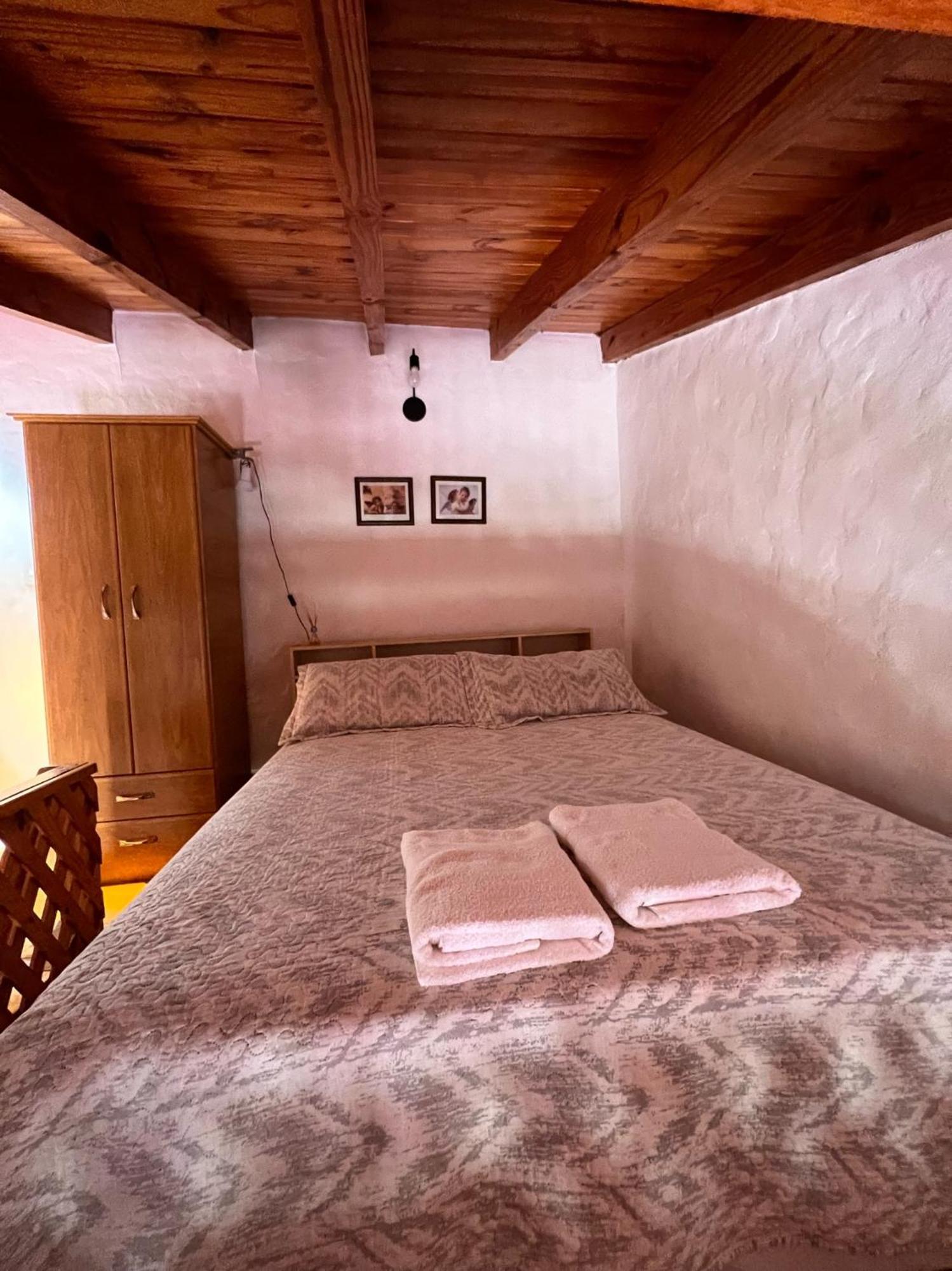 Hosteria Isabel Departamentos Y Habitaciones Con Bano Privado 라스 그루타스 객실 사진